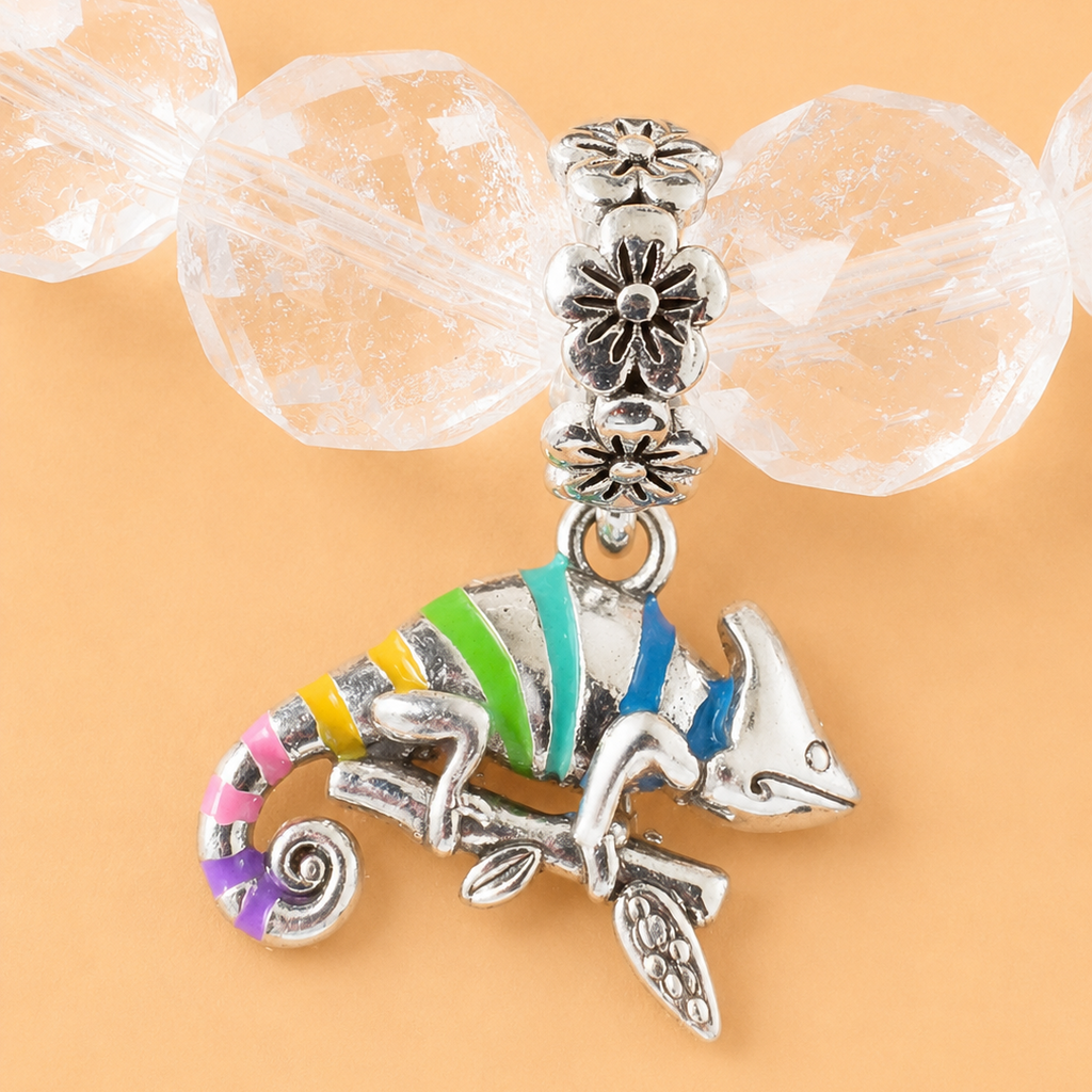Bracelet en Cristal de Roche avec pendentif Caméléon (Capacité à avancer, équilibre, confiance)