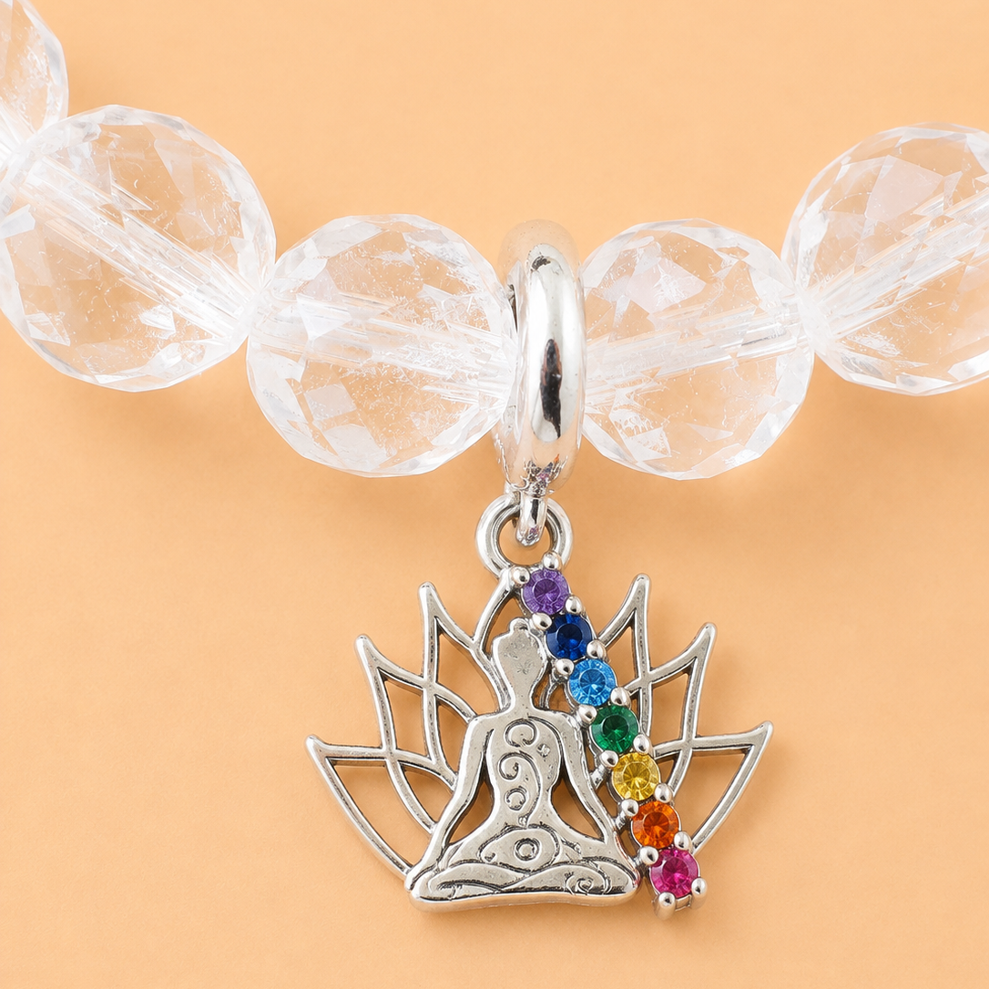 Bracelet en Cristal de Roche avec pendentif Bouddha Lotus (Concentration, harmonie, transformation)