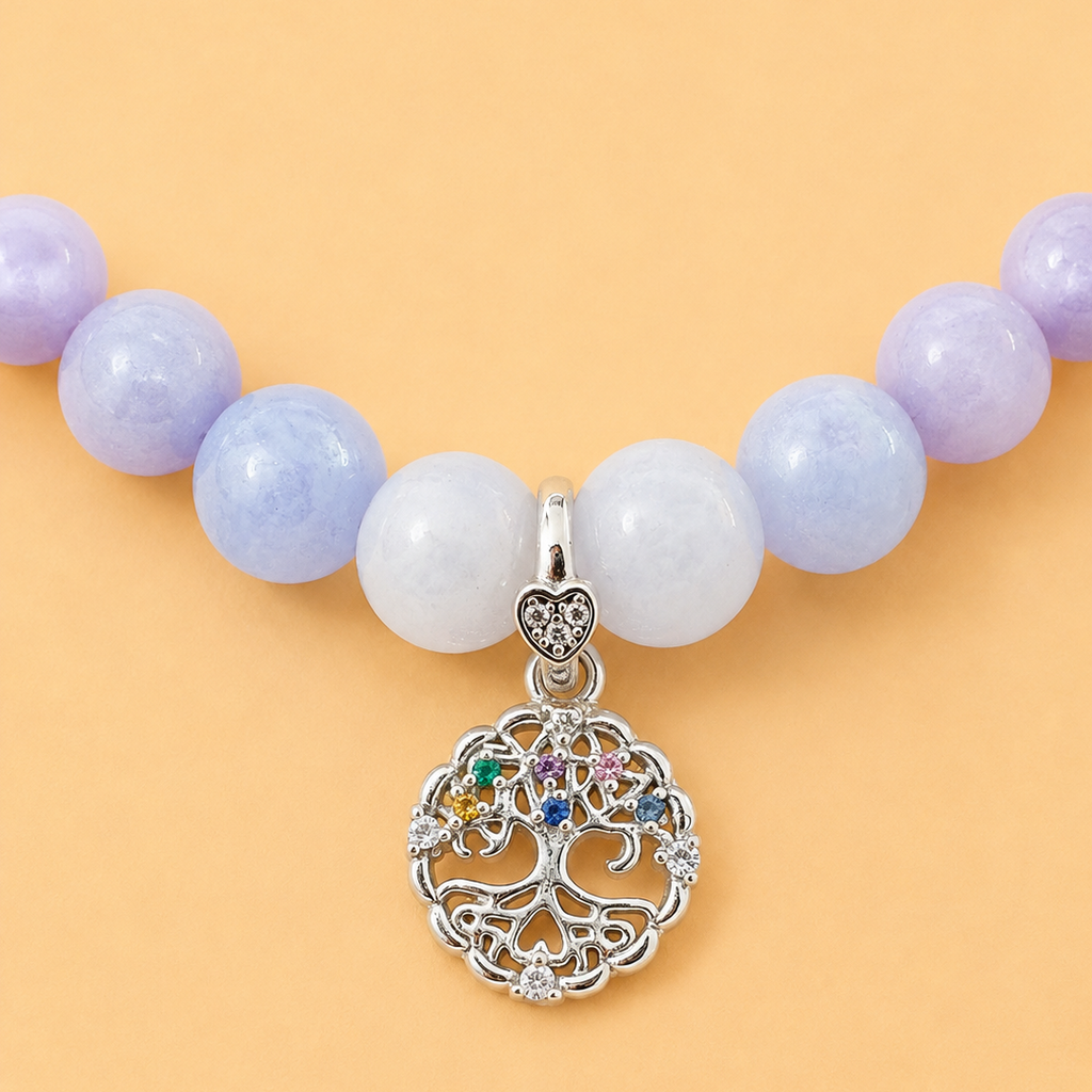 Bracelet en Angélite avec pendentif Arbre de Vie (Sérénité, harmonie, intuition, ancrage, évolution)